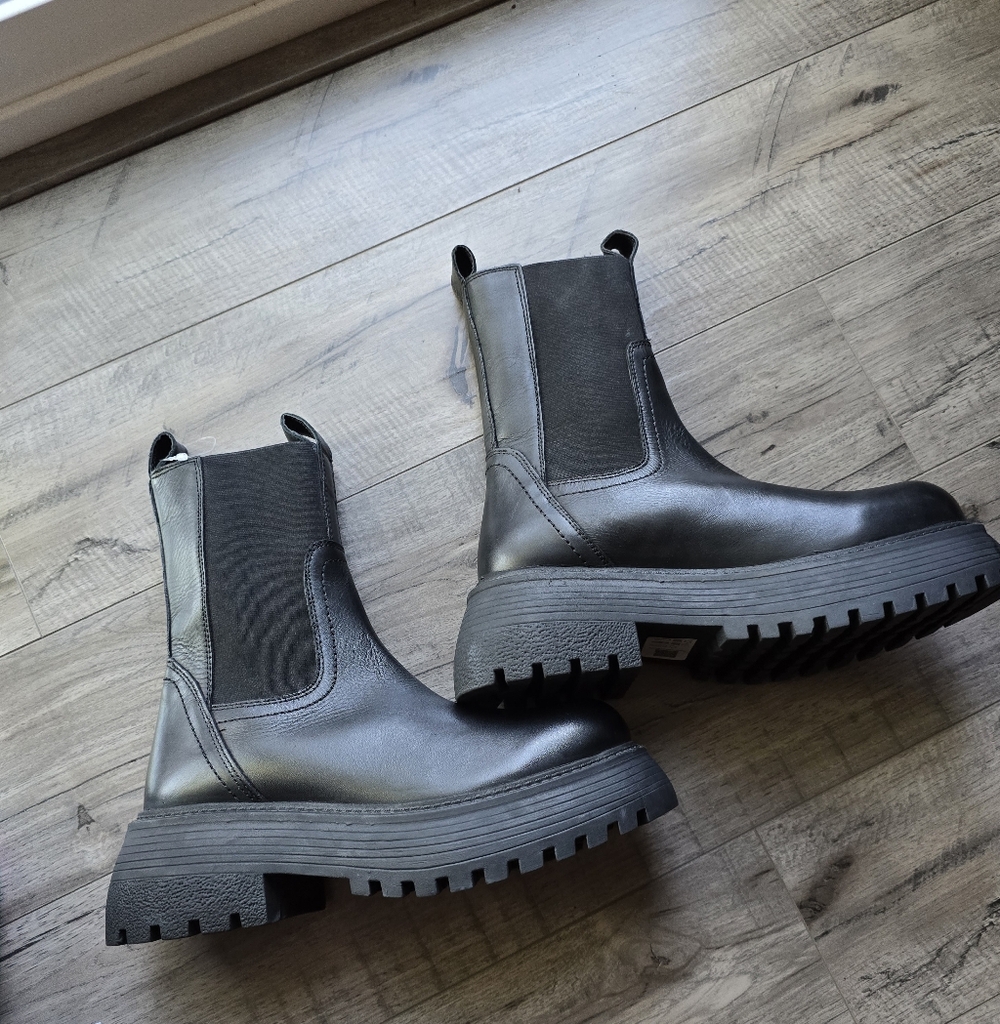 Asos Pull On Chunky Boots - Picture 2 of 7